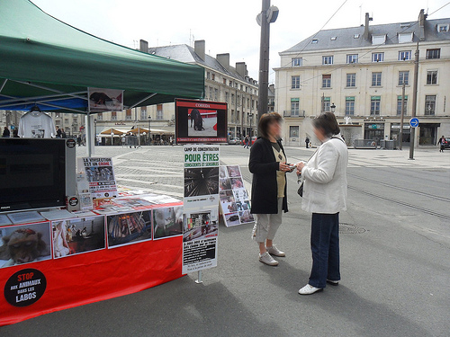 05 mai 2012 – Orléans – Stand pour les Droits des Animaux