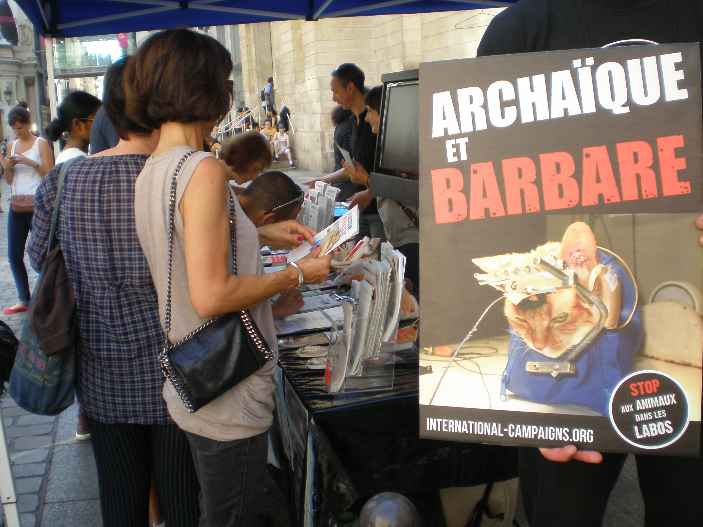 Paris – Samedi 20 septembre 2014 – STOP aux animaux dans les labos