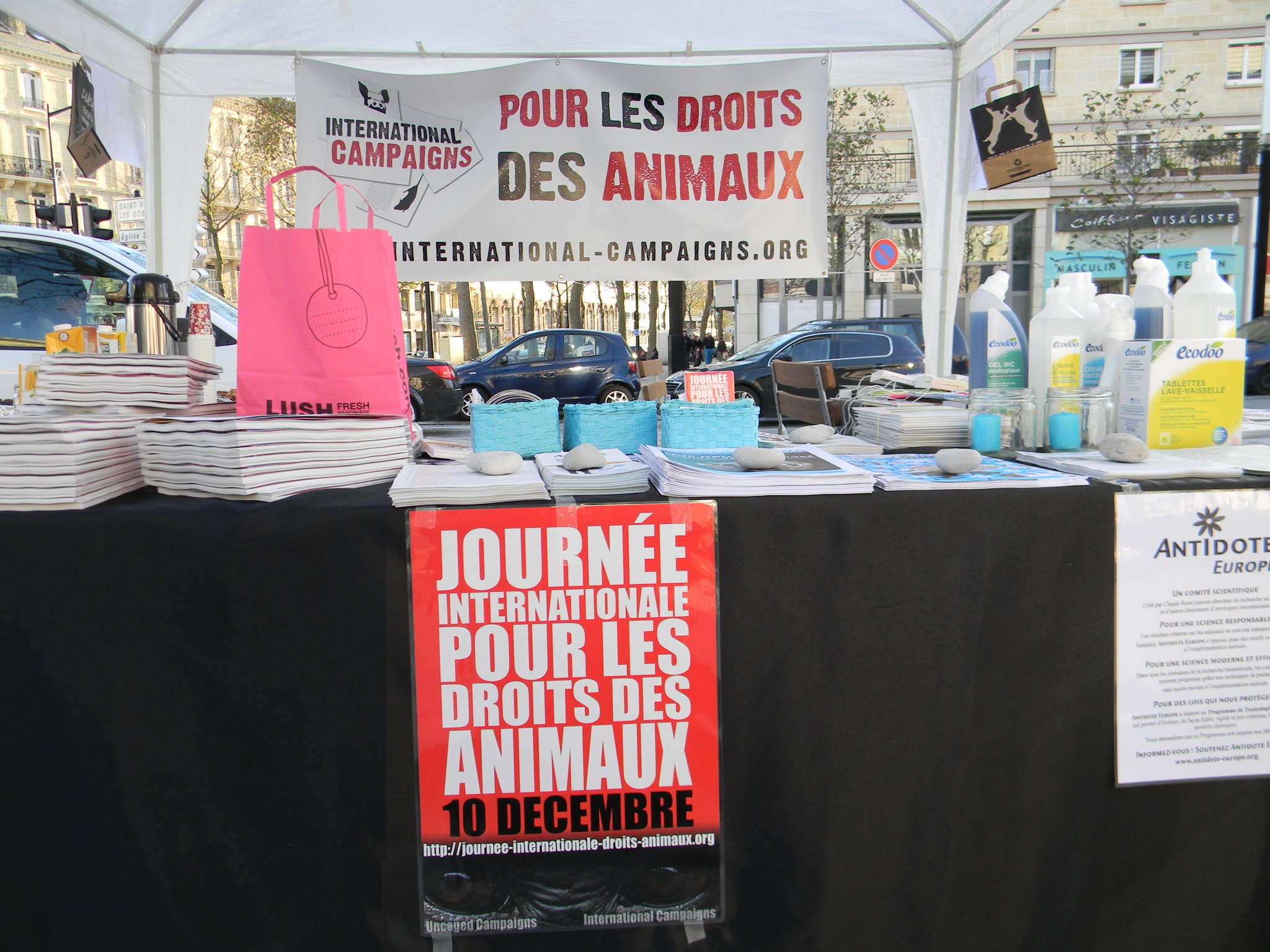 MONTIVILLERS (76) – 13 & 14 décembre 2014 – Journée Internationale pour les Droits des Animaux