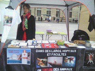 PARIS – Samedi 04 juin 2016 – Vegan Place – Marche Fermeture abattoirs